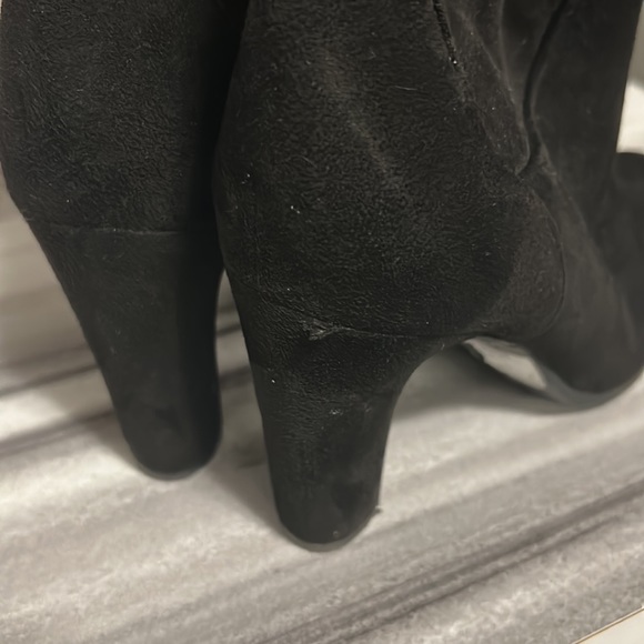 SAM EDELMAN SUEDE HEALED BOOTIES SIZE 38 US SIZE - Picture 8 of 9